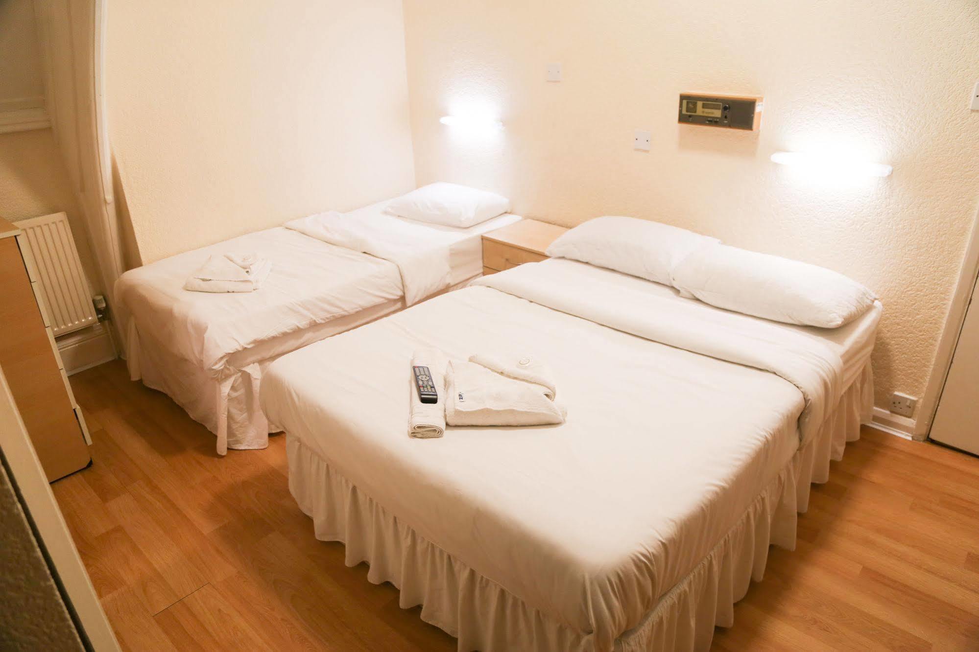 Croft Hotel Лестер Экстерьер фото